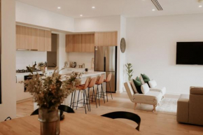 SYLO Luxury Apartments - Penthouse LVL 3, Adelaide